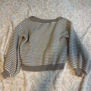 Gray Checkered Women's Sweater